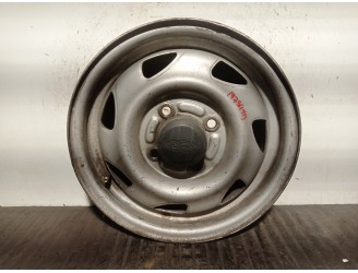 Recambio de llanta para ford fiesta berl./courier 1.8 diesel referencia OEM IAM 89FB-AC R1341/2JX13X37.5 HIERRO