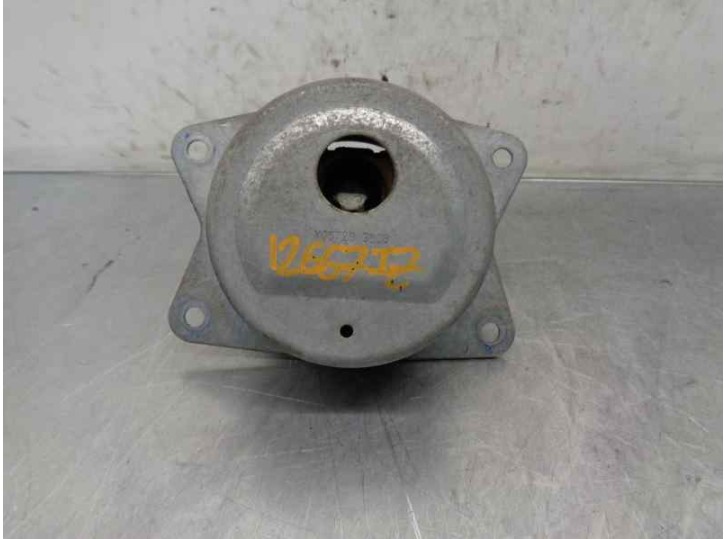 Replacement left engine mount for Fiat Croma (194) 1.9 JTD 16V cat OEM IAM reference 51768781 