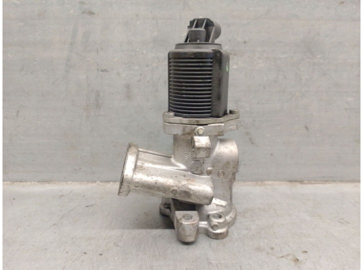 Recambio de valvula egr para fiat punto (188_) 1.3 jtd 16v referencia OEM IAM 53446103 55201144 50024007 PIERBURG