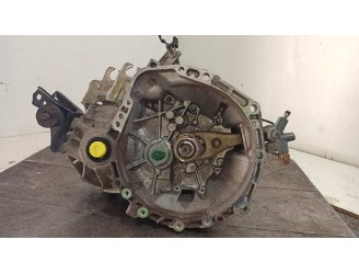 Recambio de caja cambios para toyota yaris (ncp1/nlp1/scp1) 1.3 cat referencia OEM IAM P050902735  