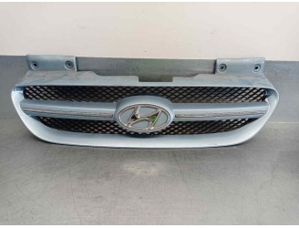 Replacement front grille for Hyundai Getz (TB) 1.1 12V cat OEM IAM reference 863851C310 