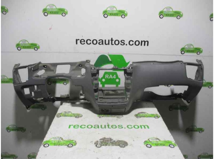Recambio de salpicadero para toyota avensis verso (m20) 1998 referencia OEM IAM 5531244020B0 GRIS 