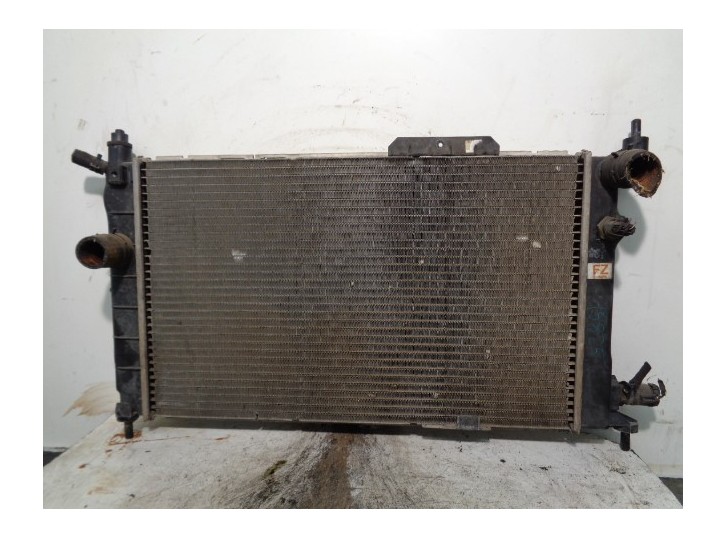 Recambio de radiador agua para opel astra h caravan referencia OEM IAM 52459348 