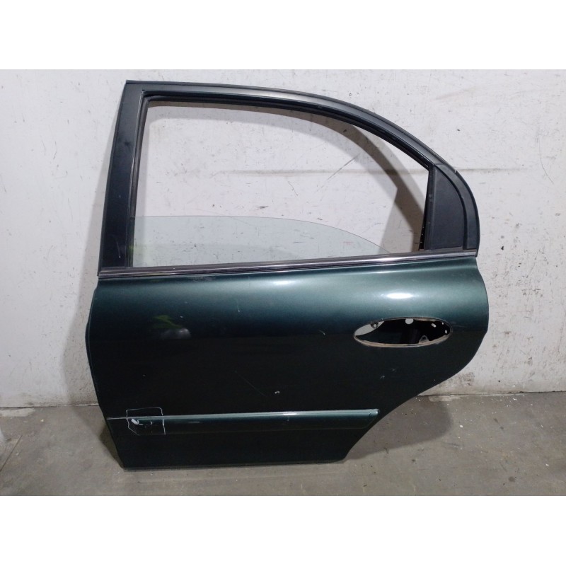 Recambio de puerta trasera izquierda para hyundai sonata iv (ef) 2.0 16v referencia OEM IAM 770033C020 770033C020 