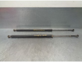 Replacement boot / tailgate gas struts for BMW X5 (E53) 3.0 turbodiesel cat OEM IAM reference 51248402405 