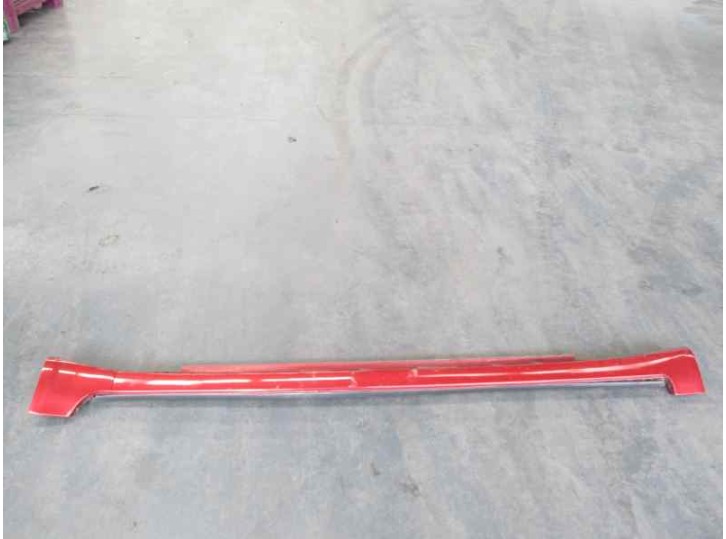 Recambio de spoiler talonera lateral izquierda para audi a4 berlina (8ec) 1.8 20v referencia OEM IAM 8E0853859 
