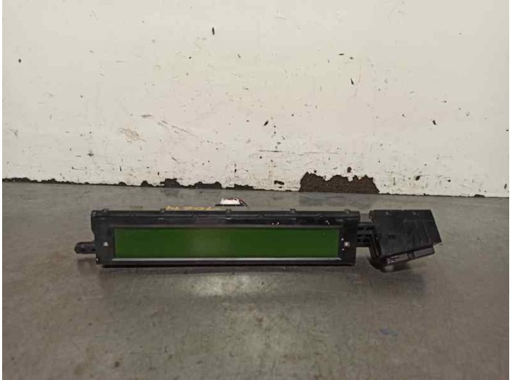 Recambio de pantalla multifuncion para mazda 5 berl. (cr) 2.0 diesel cat referencia OEM IAM CC33B 