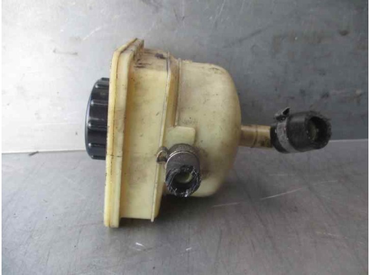 Recambio de deposito servo para volvo serie 440 1.7 referencia OEM IAM 448425 