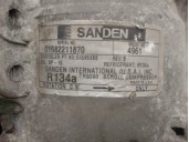 Replacement air conditioning compressor for Chrysler Stratus saloon (ja) 2.5 cat OEM IAM reference 04595666 4961 SANDEN