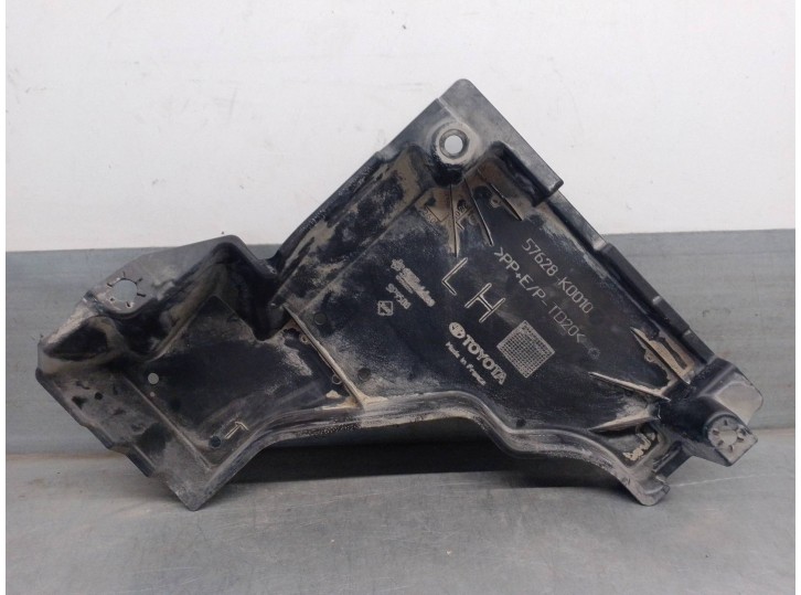 Recambio de cubrecarter para toyota yaris 1.5 16v cat referencia OEM IAM 57628K0010   CESTA 40-A