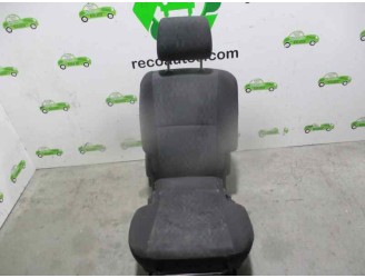 Recambio de asientos trasero derecho para toyota avensis verso (m20) 1998 referencia OEM IAM 3 FILA TELA NEGRA 5 PUERTAS