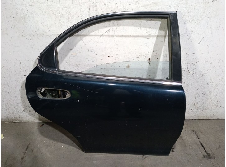 Recambio de puerta trasera derecha para mazda xedos 6 (ca) 1.6 16v referencia OEM IAM C00272020 C00272020 