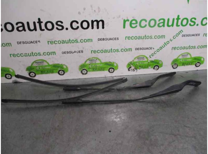 Recambio de brazo limpia delantero derecho para bmw serie 1 berlina (e81/e87) 118d referencia OEM IAM 61617169972 