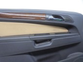 Recambio de guarnecido puerta delantera izquierda para opel zafira b 1.9 16v cdti cat (z 19 dth / lrd) referencia OEM IAM 132665