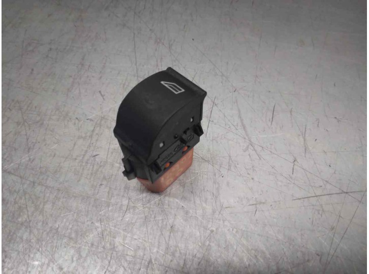 Recambio de mando elevalunas delantero derecho para ford focus lim. (cb8) 1.6 tdci cat referencia OEM IAM BM5T14529BA  