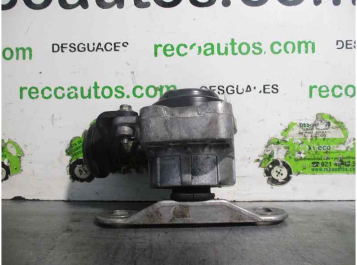 Recambio de soporte motor derecho para ford mondeo iii sedán (b4y) 2.0 16v tddi / tdci referencia OEM IAM 2S716F012AD 