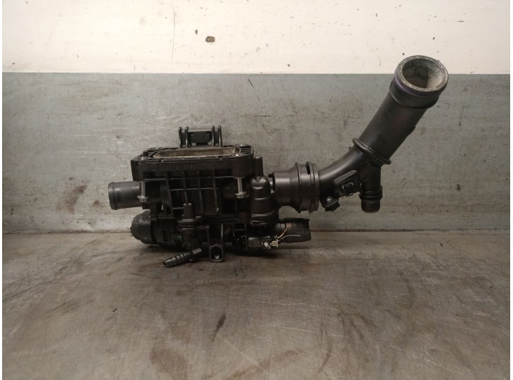 Recambio de termostato para citroën c4 spacetourer (3d_) 1.5 bluehdi 130 referencia OEM IAM 9812113780 9812113780 