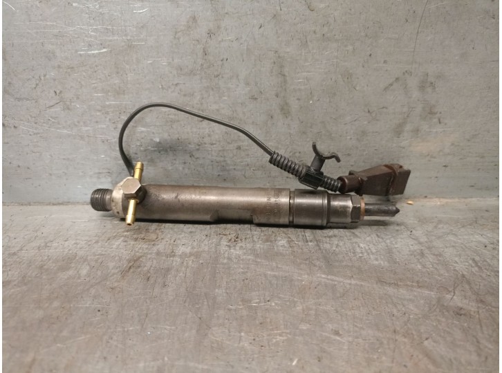 Replacement injector for Seat Cordoba Vario (6K5) 1.9 SDi OEM IAM reference 028130203E 028130203E 