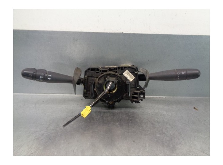 Recambio de mando luces para dacia logan 1.6 cat referencia OEM IAM 8200213173 34446405 