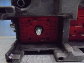 Recambio de caja reles / fusibles para opel vectra c berlina 3.2 v6 24v cat (z 32 se / la3) referencia OEM IAM 93177488 6238049 
