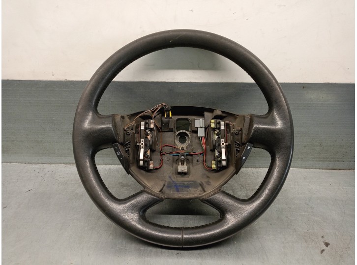 Recambio de volante para renault espace iv (jk0) 2.2 dci turbodiesel referencia OEM IAM 8200004211G CON MANDOS 