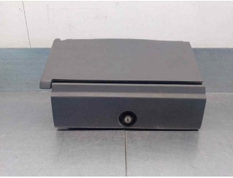 Replacement glove box for Volvo 940 Series Saloon/Estate 2.4 Turbodiesel OEM IAM reference 6840699 