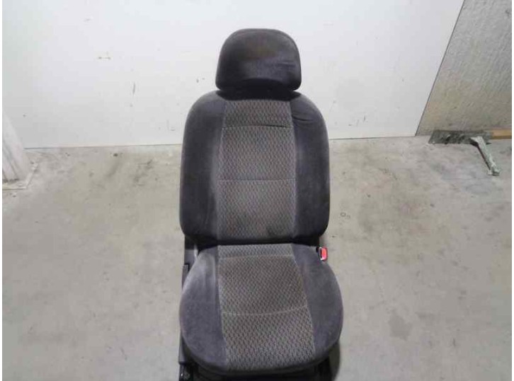 Recambio de asiento delantero derecho para hyundai santa fe (sm) 2.0 crdi cat referencia OEM IAM TELA GRIS 5 PUERTAS