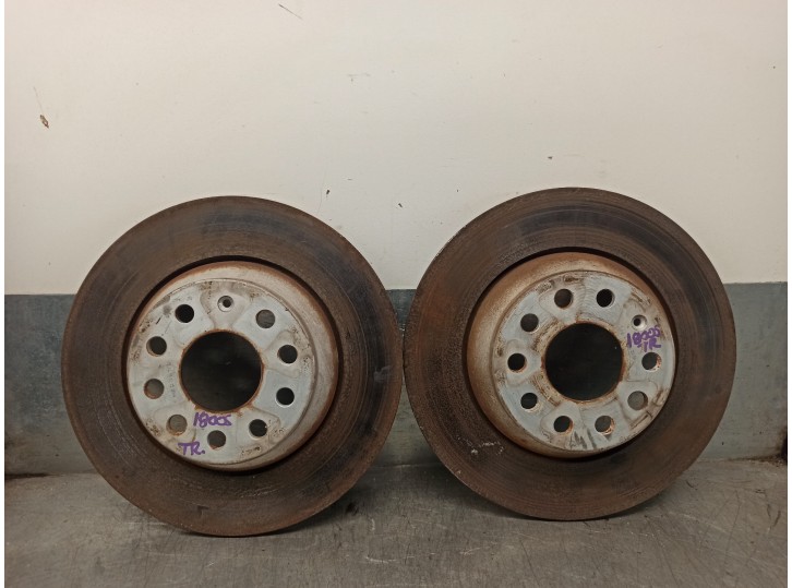 Recambio de disco freno trasero para seat tarraco (kn2) 1.5 16v tsi act referencia OEM IAM 3Q0615601A  