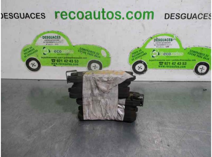 Recambio de pastillas de freno para toyota corolla (e11) 1.6 16v referencia OEM IAM   