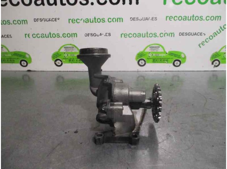 Recambio de bomba aceite para mercedes-benz clase e (w210) berlina diesel 2.2 cdi cat referencia OEM IAM 6061810801 