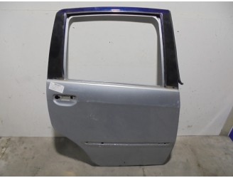 Recambio de puerta trasera derecha para lancia musa (184) 1.3 jtd 16v referencia OEM IAM 46828924 AZUL CLARO 5 PUERTAS