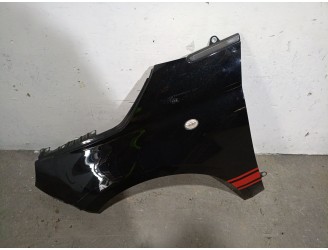 Recambio de aleta delantera izquierda para fiat 500 abarth 1.4 99kw referencia OEM IAM 51785336 51785336 