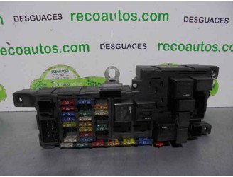Recambio de caja reles / fusibles para volvo s80 berlina 2.4 cat referencia OEM IAM 9452993 518322110 