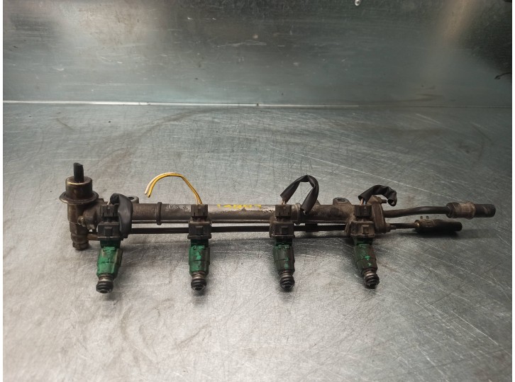 Recambio de rampa inyectora para hyundai accent (x3) 1.3 cat referencia OEM IAM 3531022060 