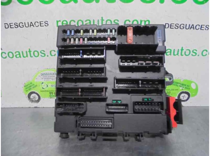 Replacement relay / fuse box for Opel Vectra C sedan 2.2 16v dti cat (y 22 dtr / l50) OEM IAM reference 13170892 460023