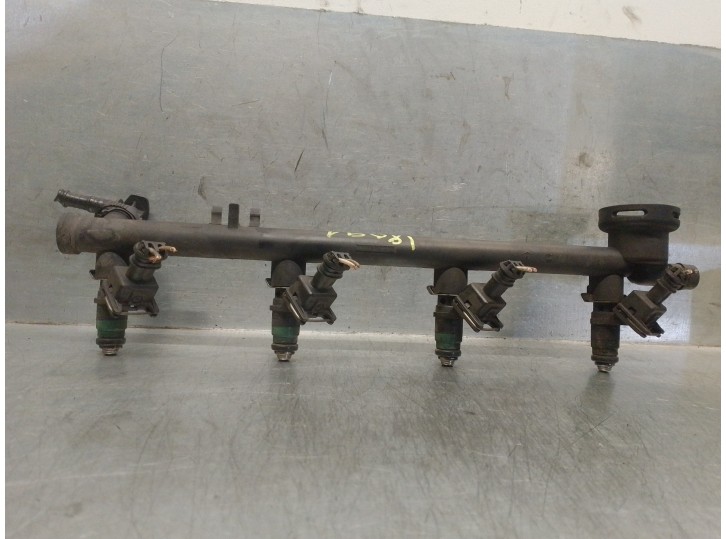 Recambio de rampa inyectora para renault scenic ii 2.0 referencia OEM IAM 7700107405 7700112777 