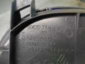 Recambio de maneta interior delantera derecha para renault koleos bose edition referencia OEM IAM 80670JY  5 PUERTAS