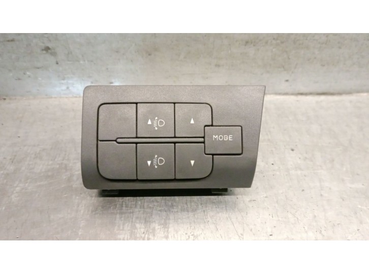 Recambio de botones salpicadero para fiat ducato furgoneta (250_) 130 multijet 2,3 d referencia OEM IAM 7354213530  30280119 BIT