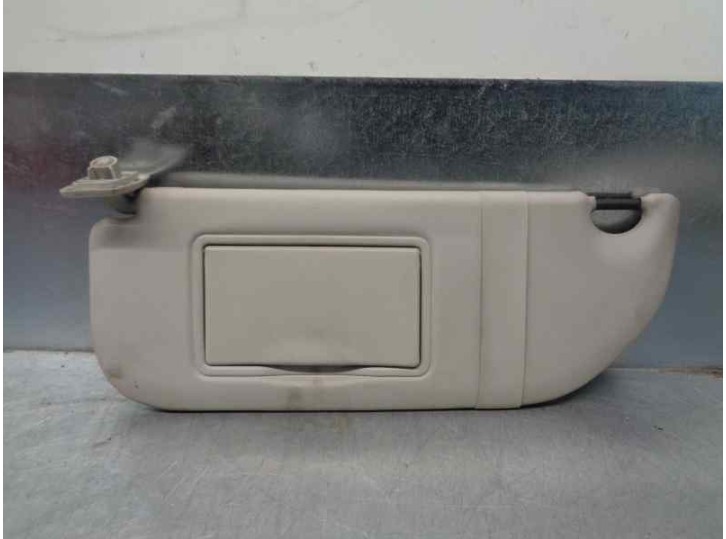 Recambio de parasol izquierdo para citroën saxo 1.5 d sx referencia OEM IAM 8143J6 