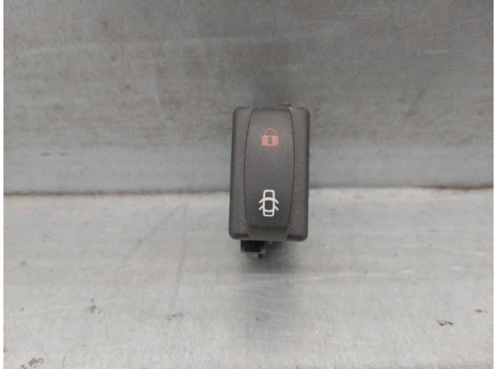 Recambio de mando para volvo serie 940 berlina/familiar 2.4 turbodiesel referencia OEM IAM 26499  