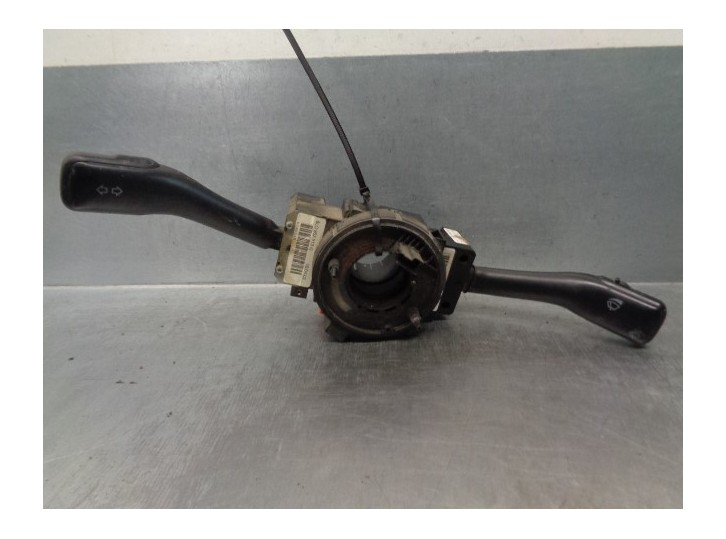 Replacement light switch for Seat Toledo (1M2) 1.9 TDI OEM IAM reference 8L0953513G 4B0953503E 