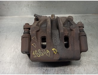 Recambio de pinza freno delantera derecha para ssangyong rodius 2.7 turbodiesel cat referencia OEM IAM 4814021102 BC140097 MANDO