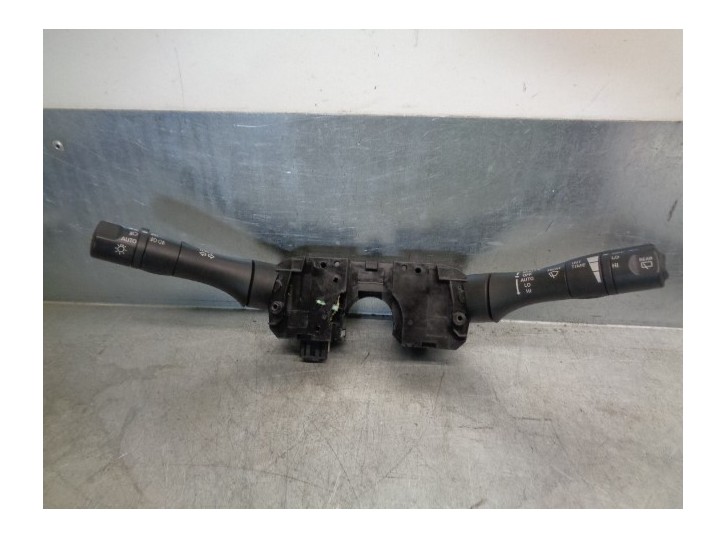 Recambio de mando luces para renault koleos bose edition referencia OEM IAM 25560JY02A 