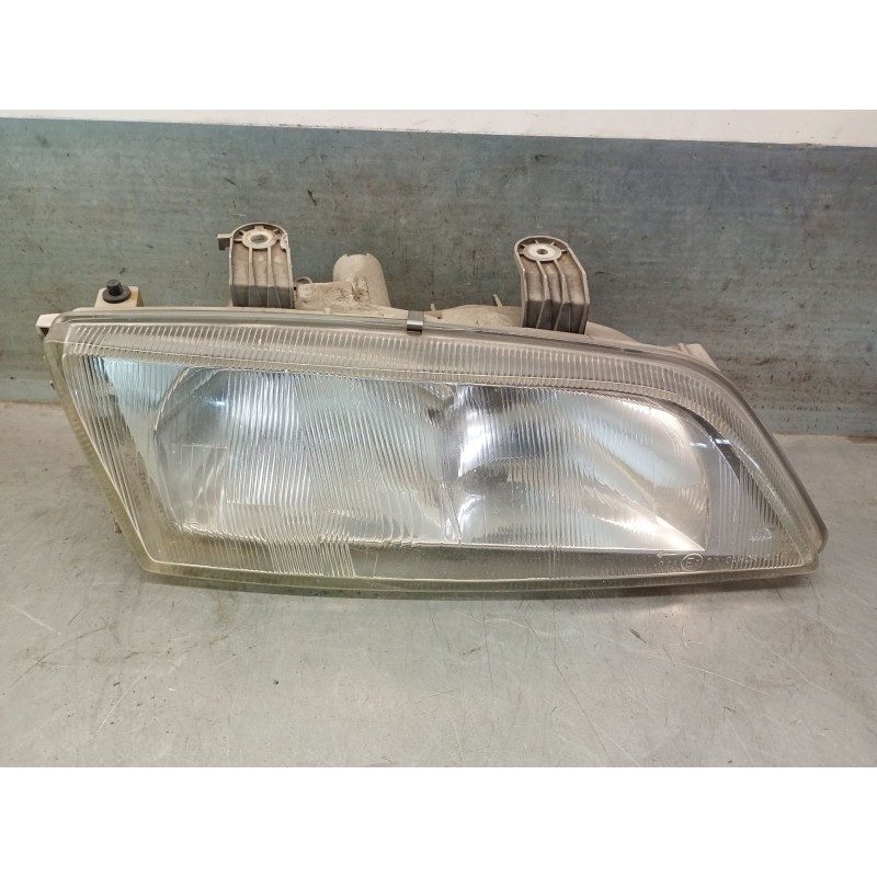 Recambio de faro derecho para nissan primera (p11) 2.0 16v referencia OEM IAM 260109F125 260109F125 