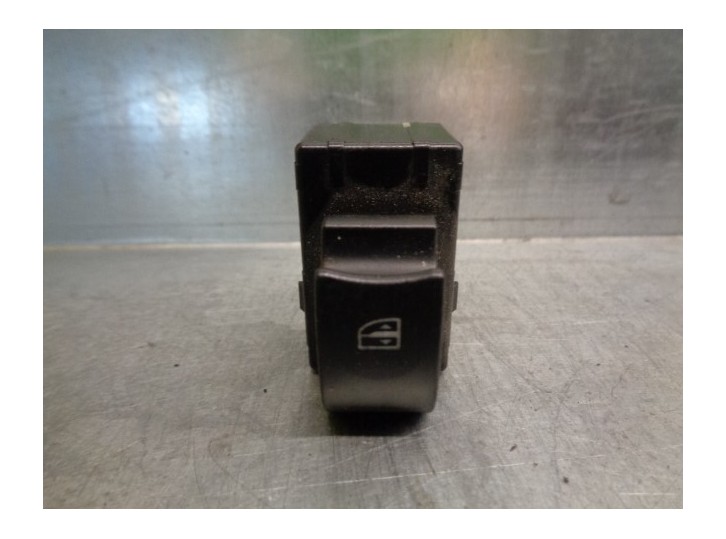 Recambio de mando elevalunas trasero izquierdo para renault koleos bose edition referencia OEM IAM 25411JY00A 