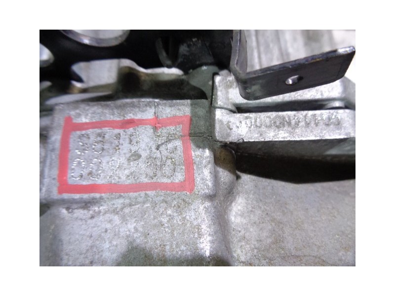 Recambio de caja cambios para hyundai sonata (nf) 2.0 crdi cat referencia OEM IAM S619JC 4300024440 002250