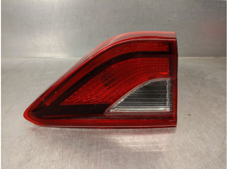 Recambio de piloto trasero izquierdo para kia stonic (yb) 1.0 t-gdi referencia OEM IAM 92403H8400  