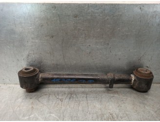Replacement rear left lower suspension arm for Chevrolet Captiva 2.2 VCDi LT 2WD OEM IAM reference 96626425 