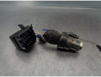 Recambio de motor tapa deposito combustible para mini cooper (rc31) (2004-...) manual 1.6 85 referencia OEM IAM 7152588 