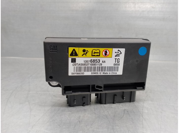 Recambio de centralita airbag para chevrolet spark 1.2 cat referencia OEM IAM 13576853AA 5WY86620D 
